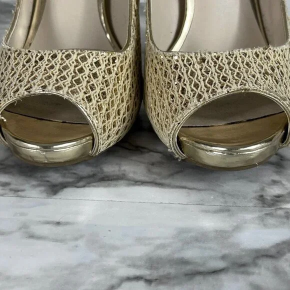 AUDREY Brook Peep Toe Heels Quillan Gold Cross Stitch size 9.5 - Picture 6 of 13